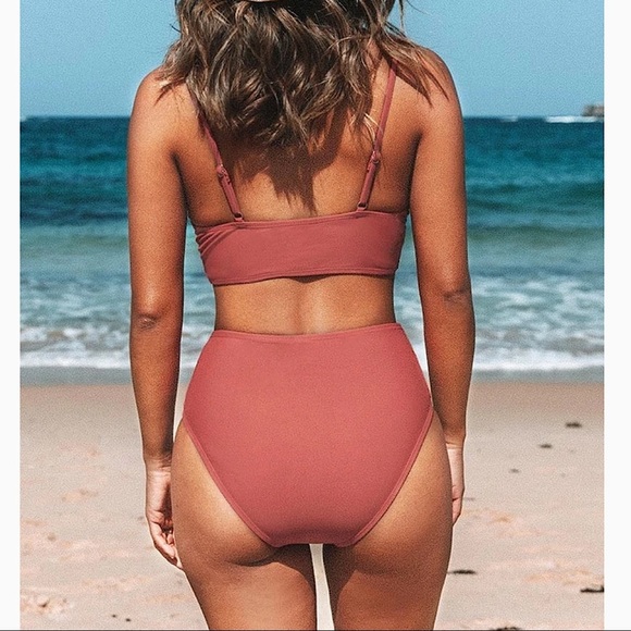 NEW Cupshe Marsala Twist High-waist Bikini Set Size Medium - Picture 2 of 5